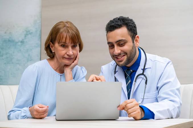 How Online Reviews Influence a Patient’s Choice of Doctor